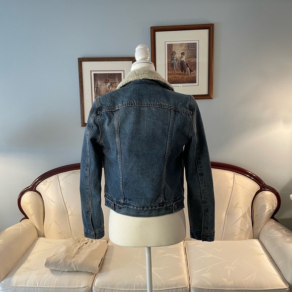 Levi’s Tucker Jacket Sherpa & Jean Jacket - Picture 6 of 16